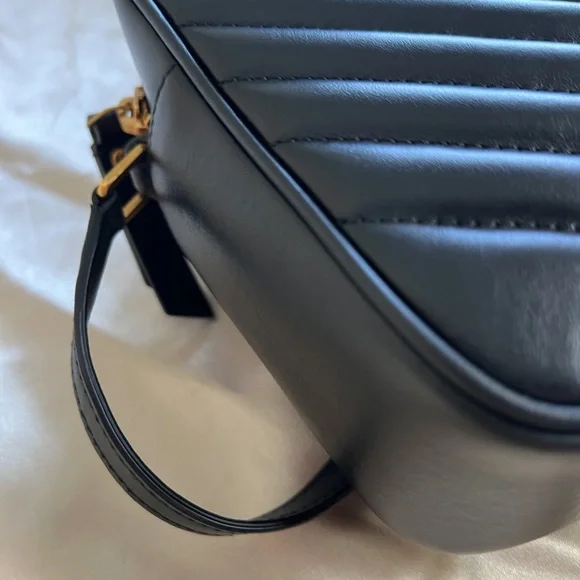 🩷SOLD🩷Yves Saint Laurent Lou Camera Bag - Picture 10 of 16